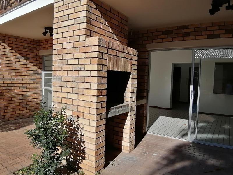 3 Bedroom Property for Sale in Dormehls Drift Western Cape